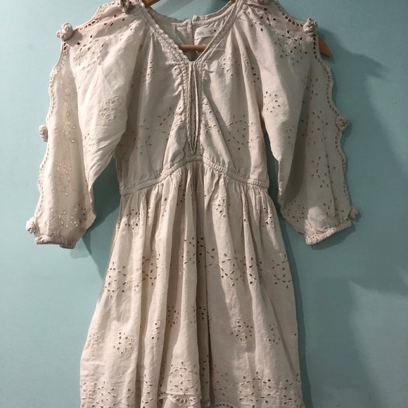 Zara kids | 10 | White Eyelet Dress - Picture 2 of 6